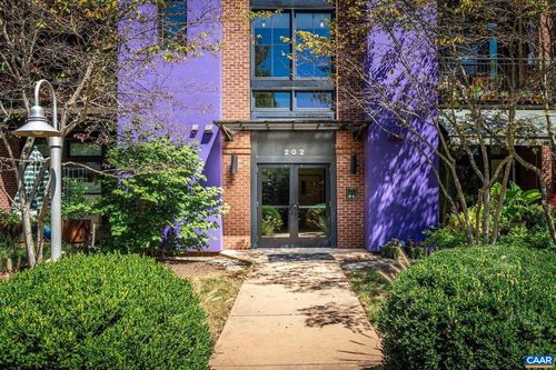apt-3d-202 Douglas Ave, Charlottesville, VA, 22902-5775 | Card Image