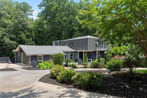 212 Kings Row Ne, Marietta, GA, 30067-4104 | Card Image