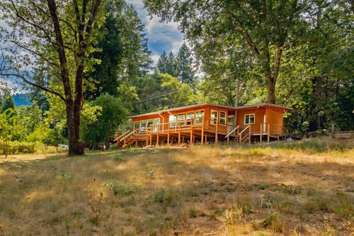 206 Lower Wolf Creek Rd, Wolf Creek, OR, 97497-9512 | Card Image