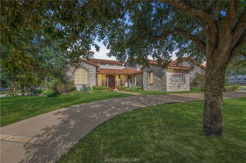 4207 Tuscany Ct, Bryan, TX, 77802-6105 | Card Image