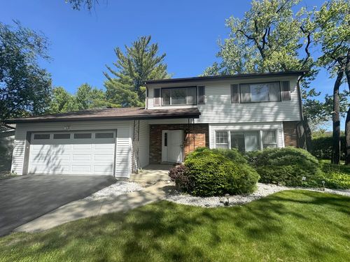1935 Birch Rd, Northbrook, IL, 60062-5911 | Card Image