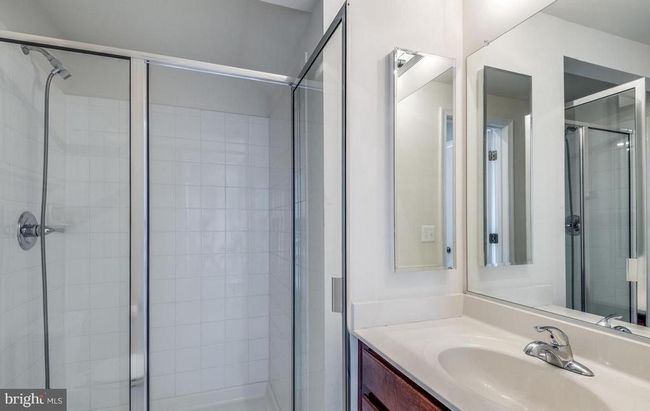 21783 Harroun Ter, Townhouse with 4 bedrooms, 4 bathrooms and null parking in ASHBURN VA | Image 8