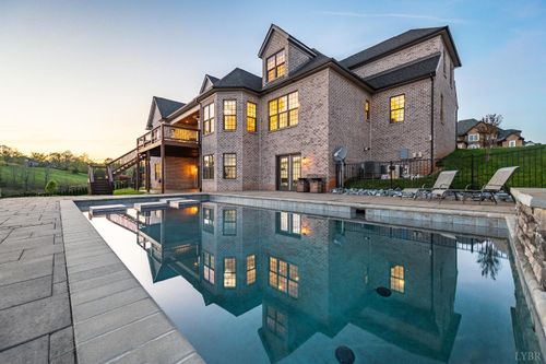 1698 Lake Manor Dr, Forest, VA, 24551-2181 | Card Image