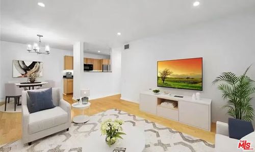 309-330 S Barrington Ave, Los Angeles, CA, 90049-6404 | Card Image