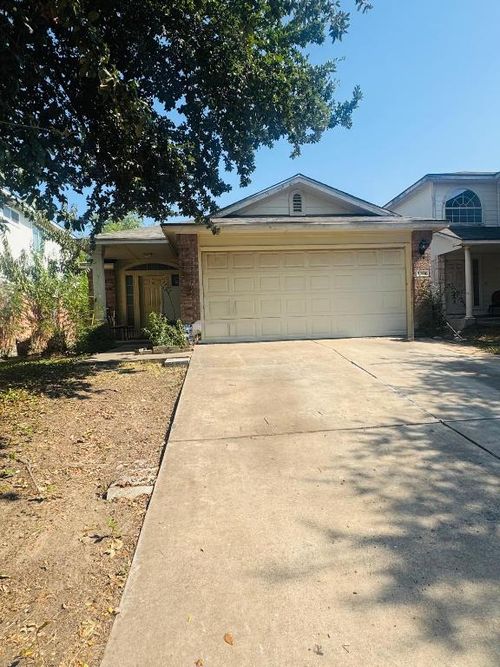 12900 John Adams St, Manor, TX, 78653-3924 | Card Image