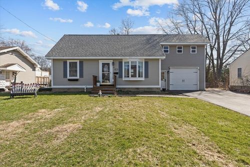 31 Greening Avenue, South Burlington, VT, 05403 | Card Image