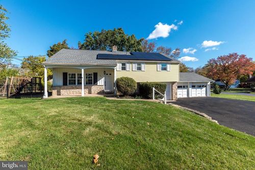 204 Letitia Ln, NORTH WALES, PA, 19454-2430 | Card Image