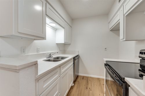 apt-337-4859 Cedar Springs Rd, Dallas, TX, 75219-6109 | Card Image