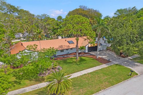 1112 Montezuma Dr, BRADENTON, FL, 34209-3338 | Card Image
