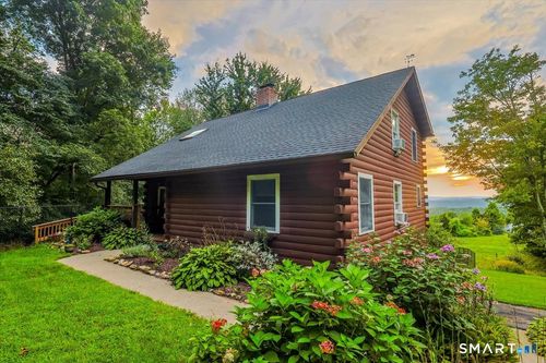 7 High Meadow Rd, New Milford, CT, 06776-3839 | Card Image