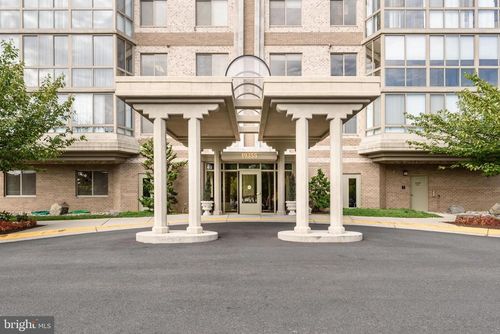 404-19355 Cypress Ridge Ter, LEESBURG, VA, 20176-6919 | Card Image
