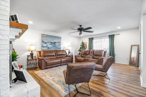 1801 Sara Ann Cir, Paragould, AR, 72450-4840 | Card Image