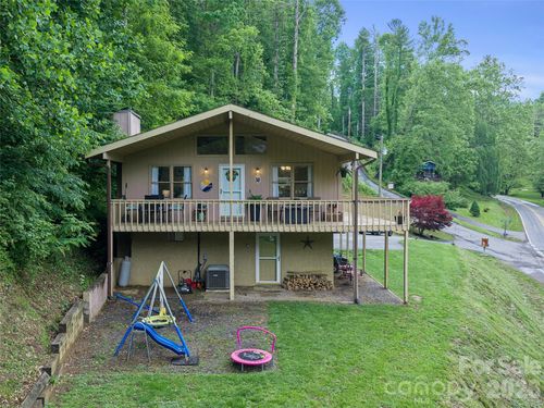 839 Mckinney Rd, Burnsville, NC, 28714-9197 | Card Image