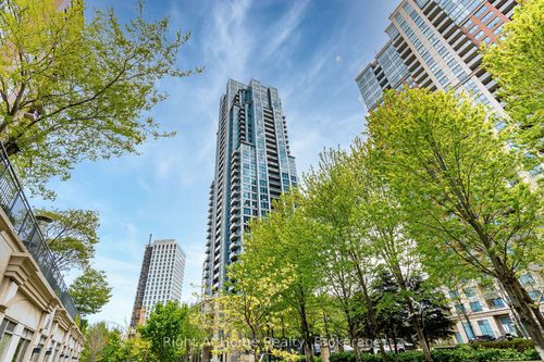 1303-15 Viking Lane, Etobicoke, ON, M9B0A4 | Card Image