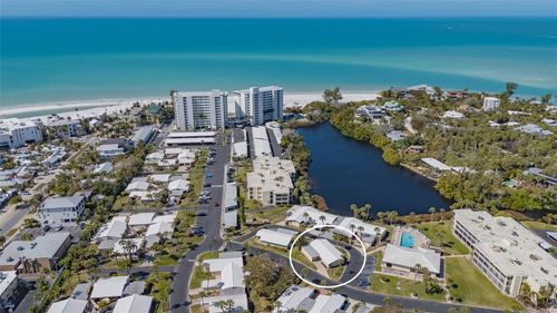 v47-113 Whispering Sands Dr, Sarasota, FL, 34242-1628 | Card Image