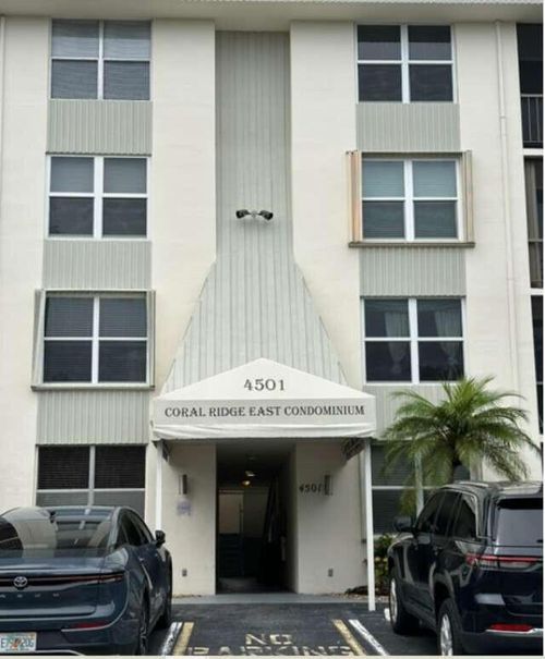 212-4501 Ne 21st Ave, Fort Lauderdale, FL, 33308-4706 | Card Image