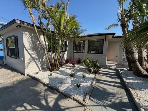231 E Madeira Ave, MADEIRA BEACH, FL, 33708-2017 | Card Image