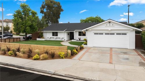 2796 Cibola Ave, Costa Mesa, CA, 92626-5602 | Card Image