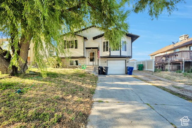 Silverglen Cir, Taylorsville, UT 84129
