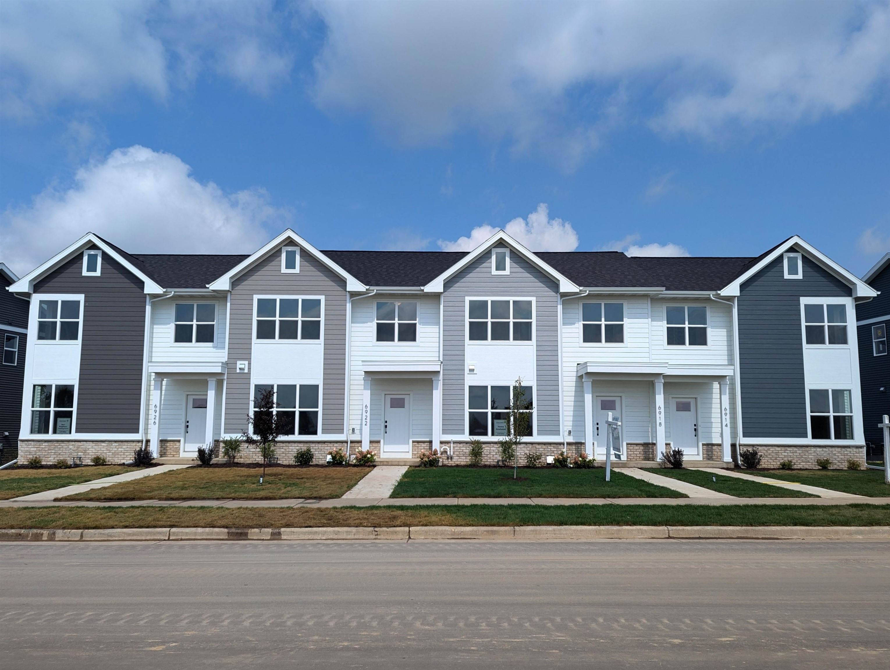 Belle Fontaine Blvd, Middleton, WI 53562