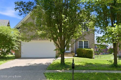 11043 Radleigh Ln, Louisville, KY, 40291-5082 | Card Image