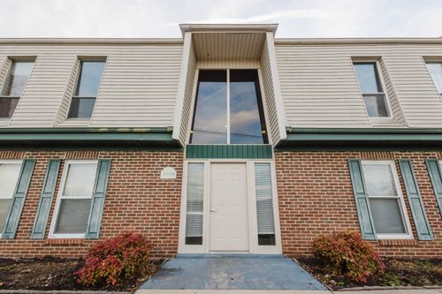 23-1310 Louisville Rd, Frankfort, KY, 40601-4062 | Card Image