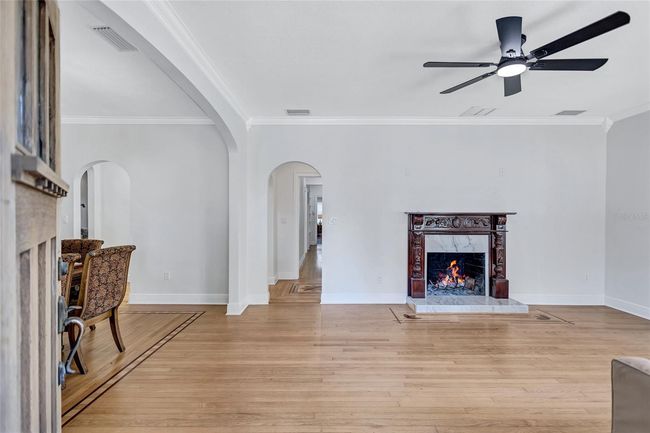 737 25 Th Ave N, House other with 4 bedrooms, 3 bathrooms and null parking in ST PETERSBURG FL | Image 5