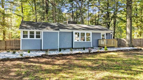 15 Capewell Dr, Bloomfield, CT, 06002-1220 | Card Image