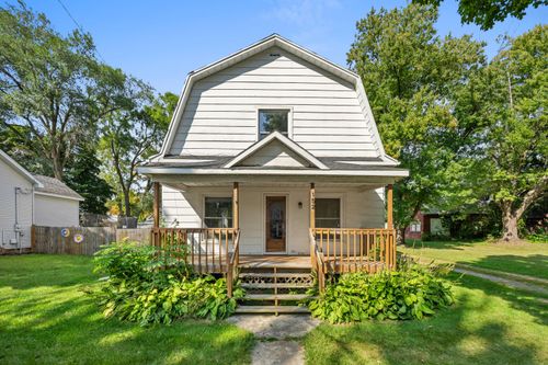 152 Washington St, Sunfield, MI, 48890-9086 | Card Image