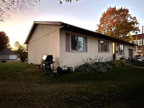 100 Pine Street, Merrill, WI, 54452 | Card Image
