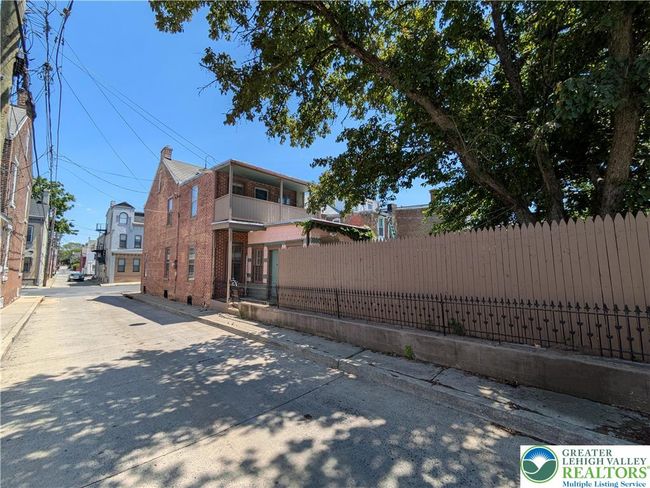 224 N 11 Th St, Townhouse with 4 bedrooms, 3 bathrooms and null parking in Allentown PA | Image 40