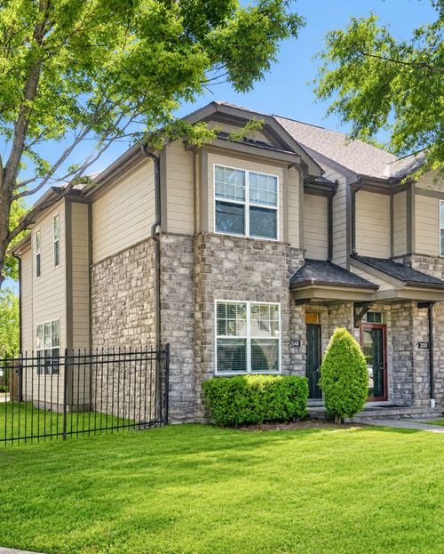 2048 Elliott Ave, Nashville, TN, 37204-2005 | Card Image