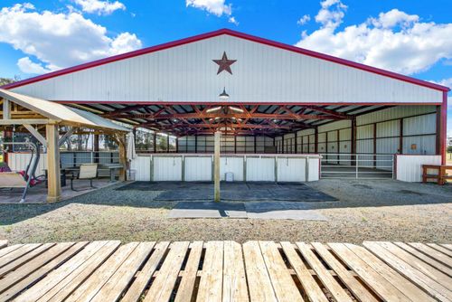 6161 Circle C Lane, Dixon, CA, 95620 | Card Image