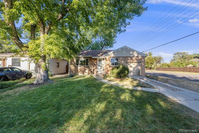 795 Jasmine Street, House other with 3 bedrooms, 1 bathrooms and 1 parking in Denver CO | Image 2