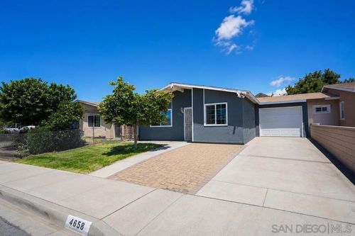 4658 Calle Del Palo, Oceanside, CA, 92057-5216 | Card Image