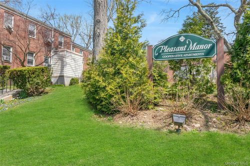 1e-53 Broadway, Pleasantville, NY, 10570-1701 | Card Image