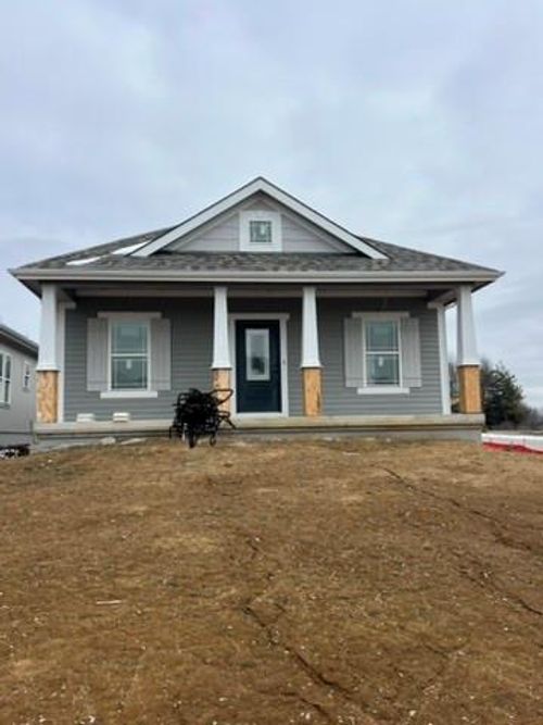 6-1600 Cottonwood Creek Ave, Kearney, MO, 64060-8896 | Card Image