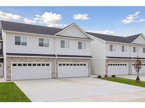 640 Franklin St, ROBERTS, WI, 54023-4300 | Card Image