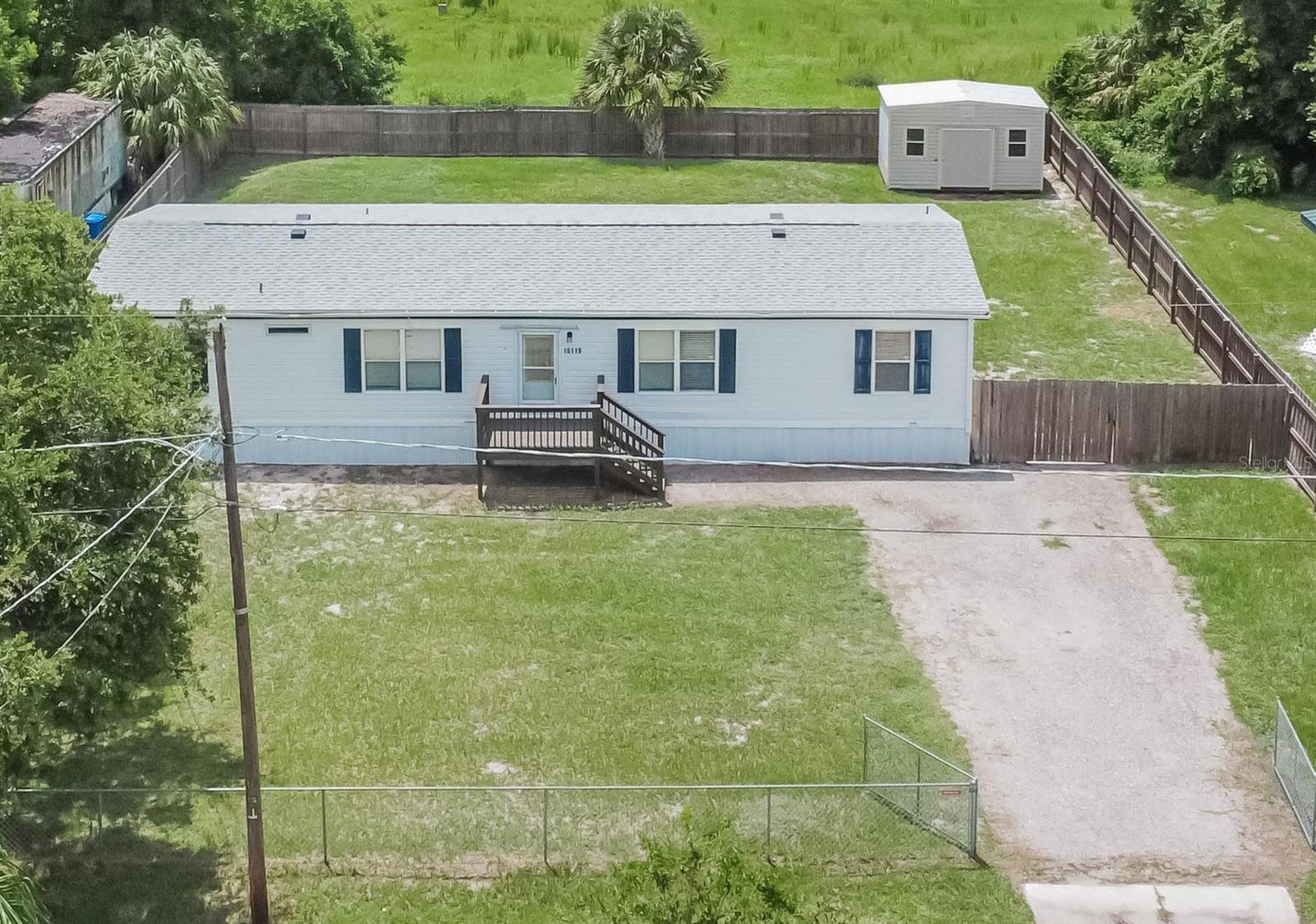 Vern St, Gibsonton, FL 33534
