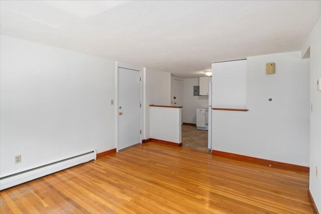 APT-7 - 2 Lagrange St, Condo with 2 bedrooms, 1 bathrooms and 1 parking in Boston MA | Image 7