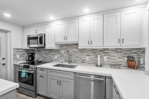 167h-4502 N Federal Hwy, Lighthouse Point, FL, 33064-6572 | Card Image