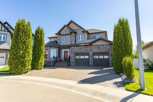 112 Illingworth Close, Red Deer, AB, T4R0B1 | Card Image