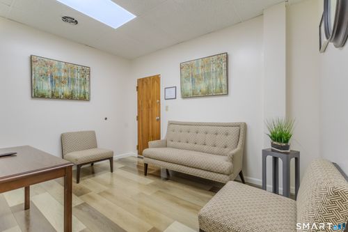 306-1389 W Main Street, Waterbury, CT, 06708 | Card Image