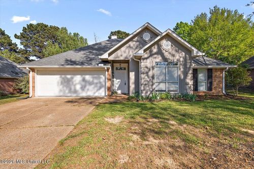 559 Spring Hill Dr, Madison, MS, 39110-8660 | Card Image