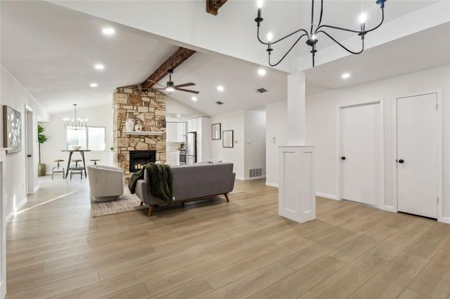 3012 Monument Dr, House other with 4 bedrooms, 2 bathrooms and 2 parking in Round Rock TX | Image 4