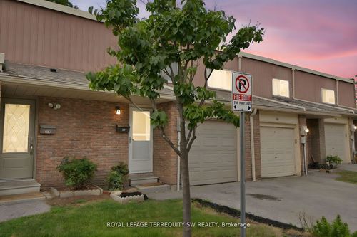 158 Woody Vine Way, Toronto, ON, M2J4H6 | Card Image