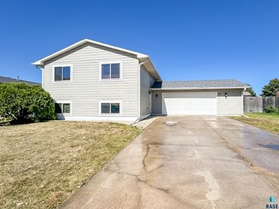 608 Beck St, House other with 4 bedrooms, 2 bathrooms and null parking in Worthing SD | Image 1