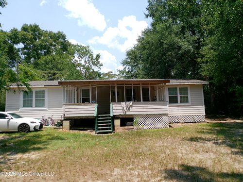 1645 Coy Ave, Wiggins, MS, 39577-9209 | Card Image