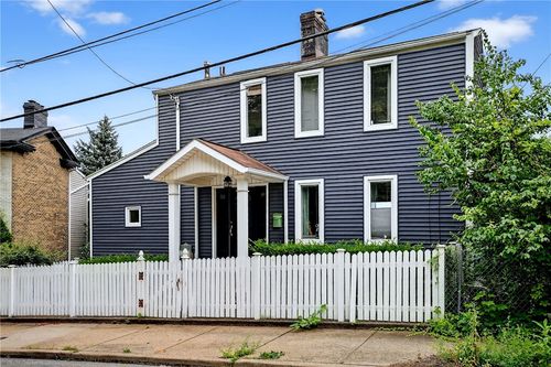 upper-1731 Perrysville Ave, Central North Side, PA, 15212 | Card Image