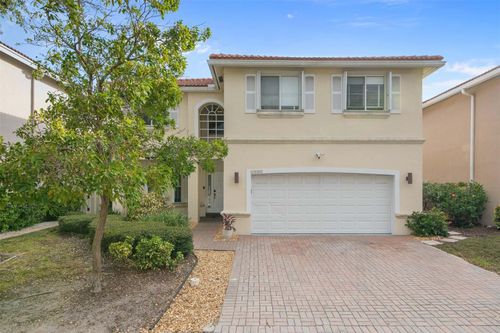 1080 Lyontree St, Hollywood, FL, 33019 | Card Image